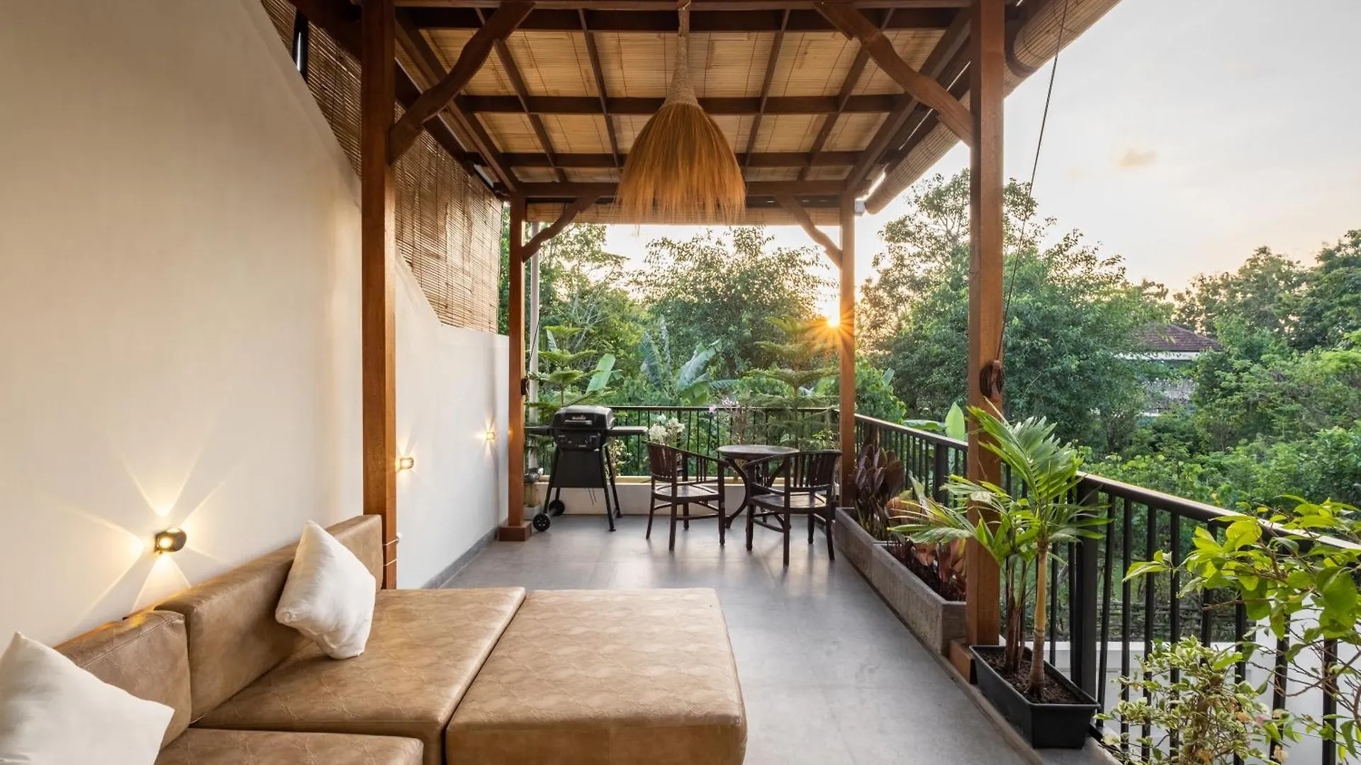 Erna Villa Jimbaran  Holiday home Jimbaran (Bali)