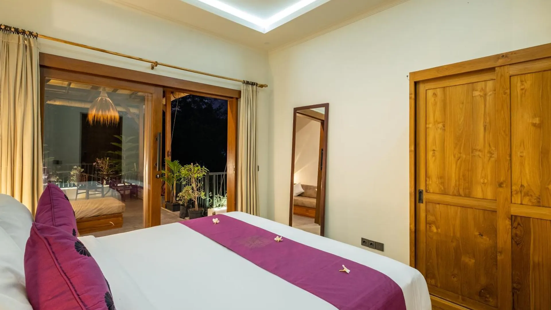Erna Villa Jimbaran  Holiday home